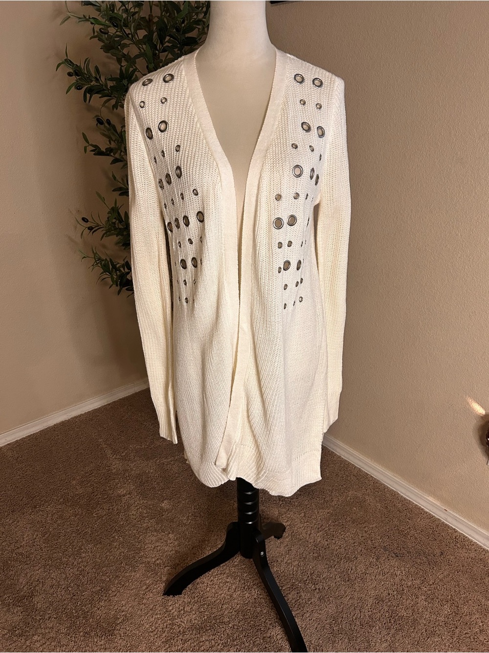 Ultra Flirt Ivory Open-Front Cardigan Grommet Detail Side Slits NWT